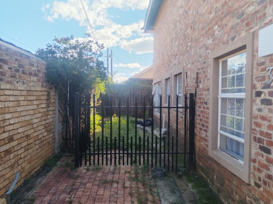 2 Bedroom Property for Sale in Potchefstroom North West